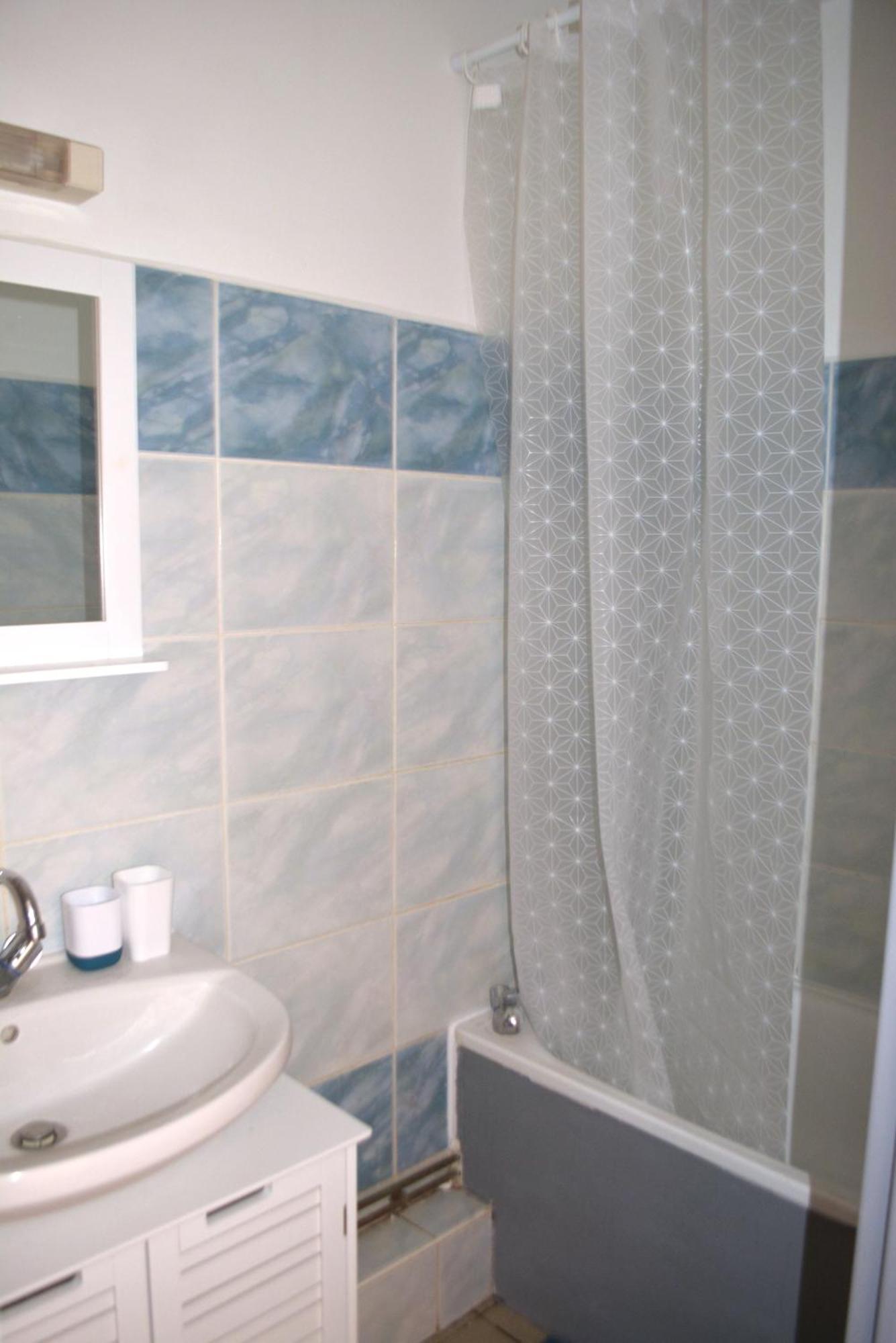 Comme Chez Soi - Studio Tout Equipe - By Sister Home Saint-Denis Exteriör bild