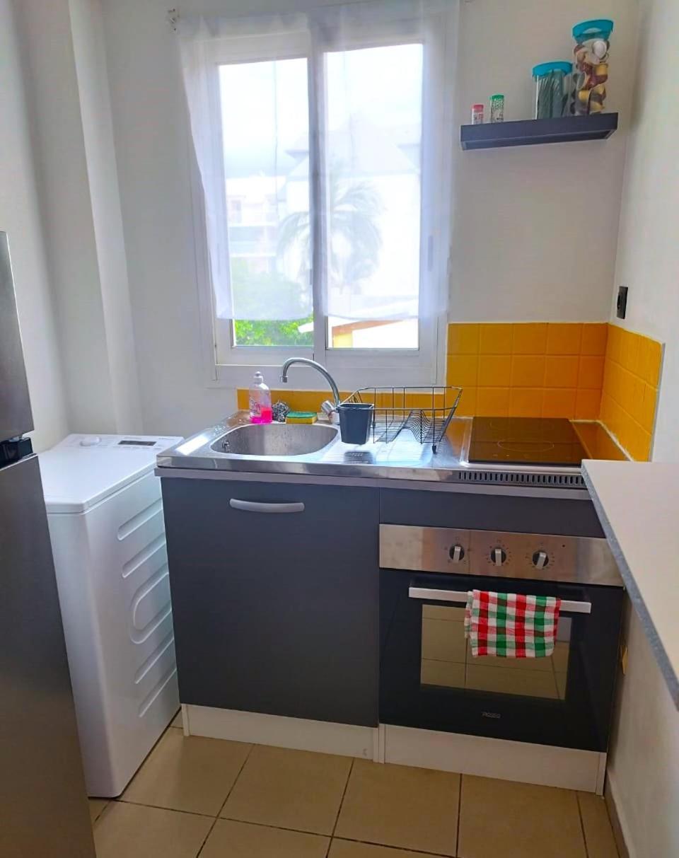 Comme Chez Soi - Studio Tout Equipe - By Sister Home Saint-Denis Exteriör bild